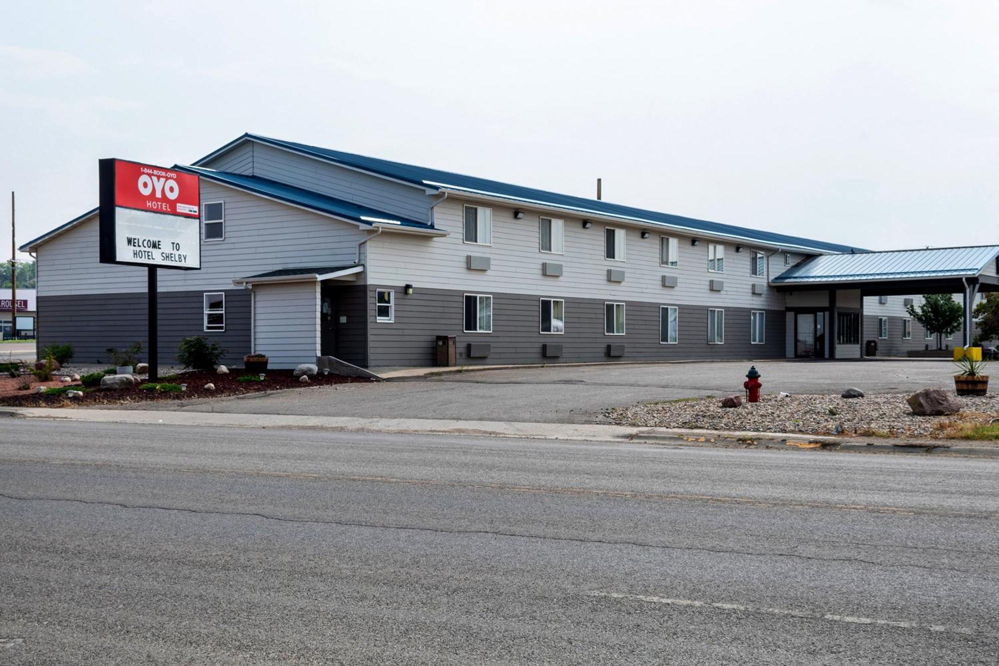 Oyo Hotel Shelby Mt Hwy 2 & I-15 Luaran gambar