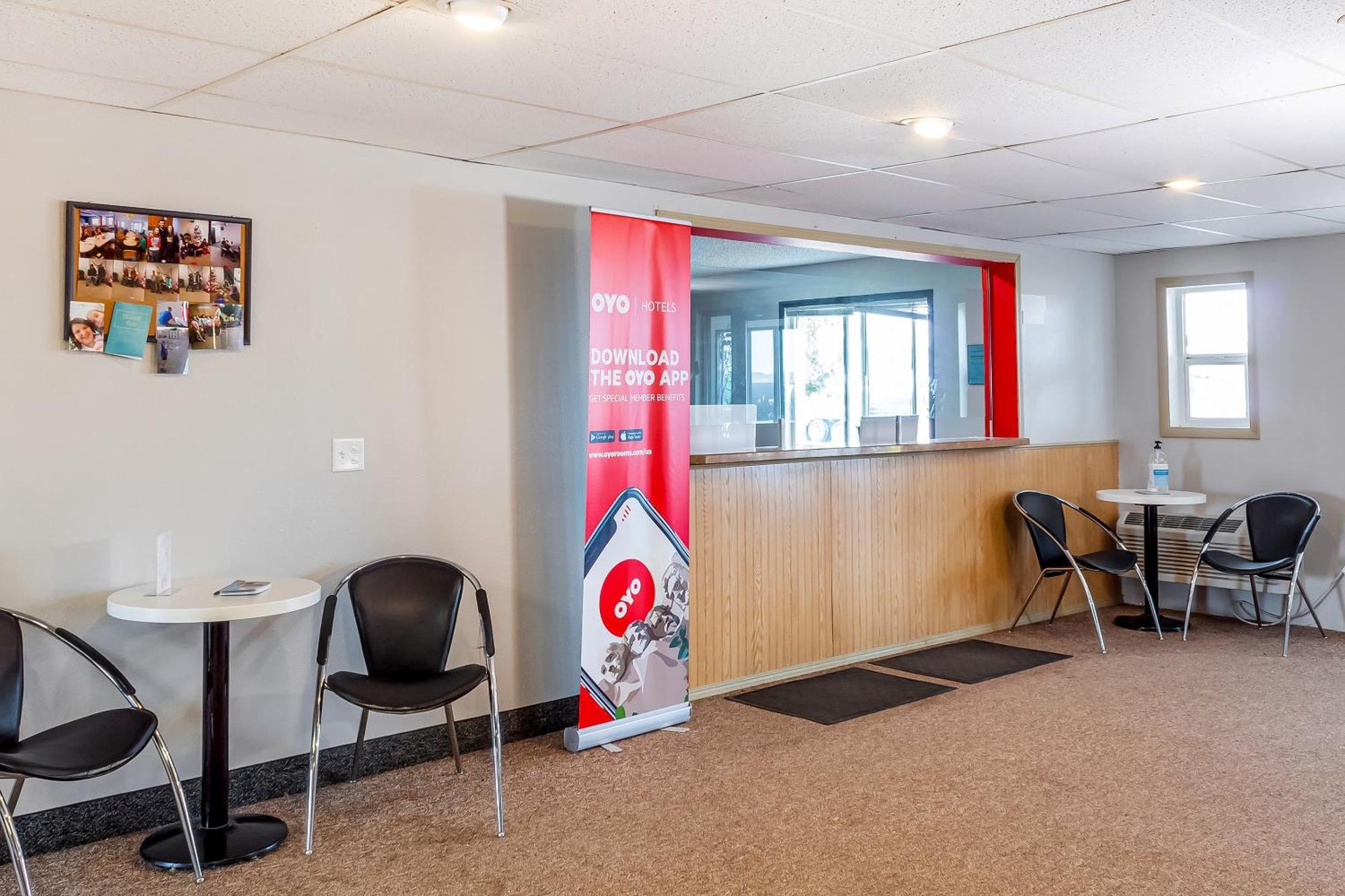 Oyo Hotel Shelby Mt Hwy 2 & I-15 Luaran gambar