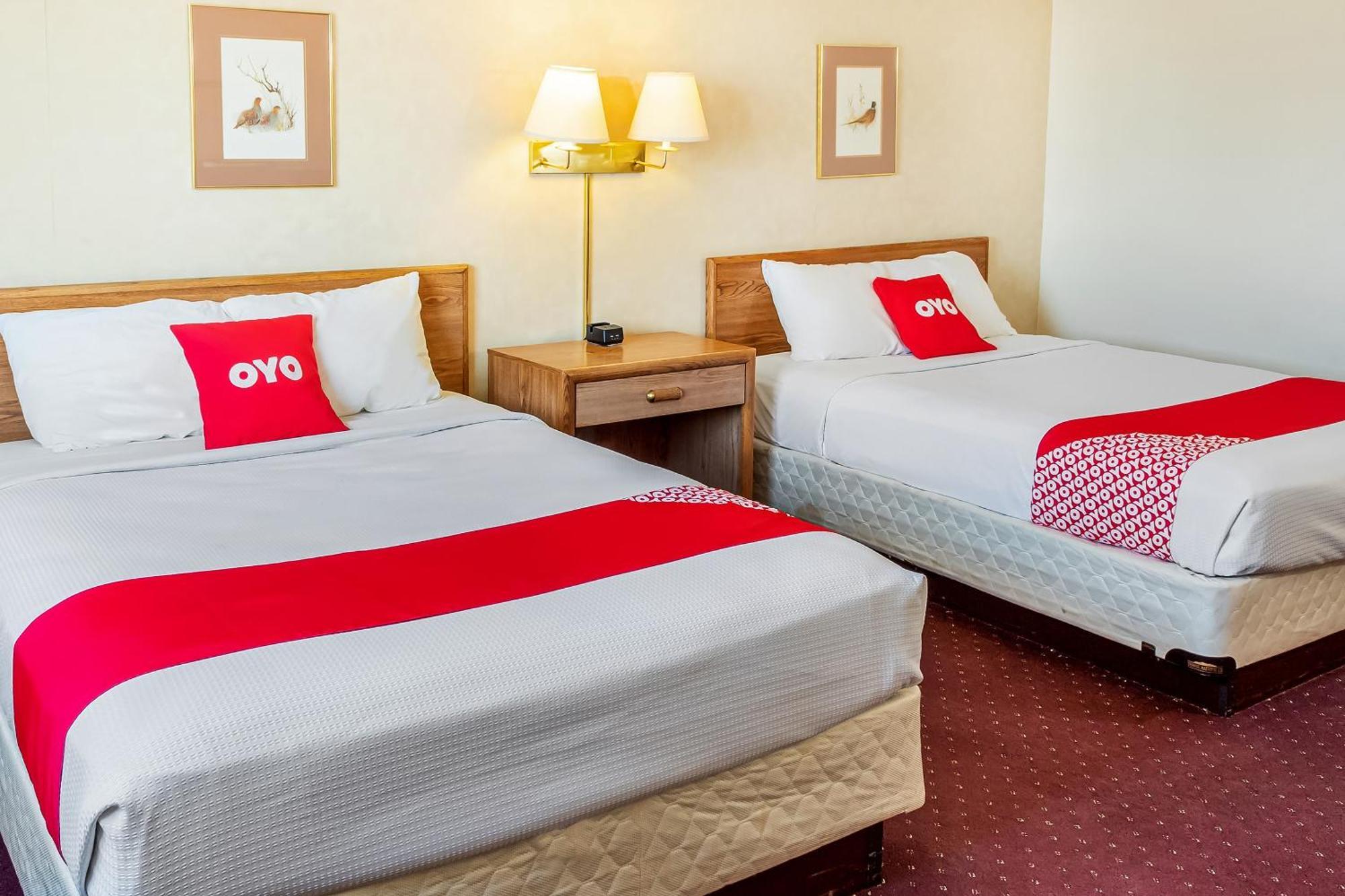 Oyo Hotel Shelby Mt Hwy 2 & I-15 Luaran gambar